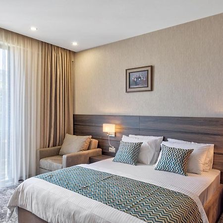 Vinum Hotel Tbilisi Exteriör bild