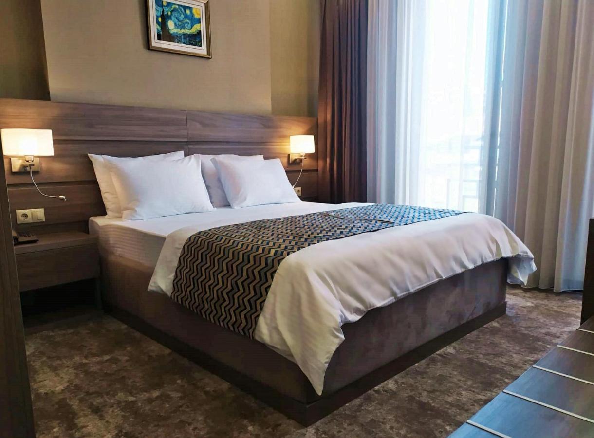 Vinum Hotel Tbilisi Exteriör bild