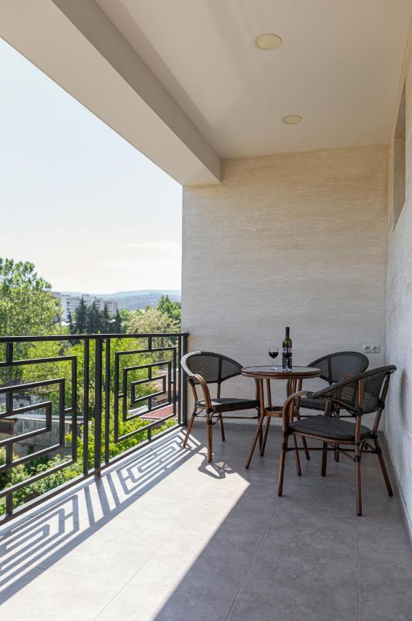 Vinum Hotel Tbilisi Exteriör bild